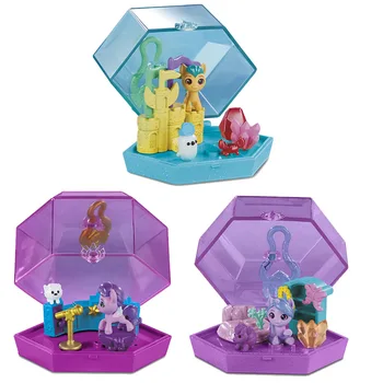 Ключодържател с магически кристал на My Little Pony Mini World от Hasbro, Изи Лунен Лук, сцепка, водещата, принцеса Пипп Листенца играчка